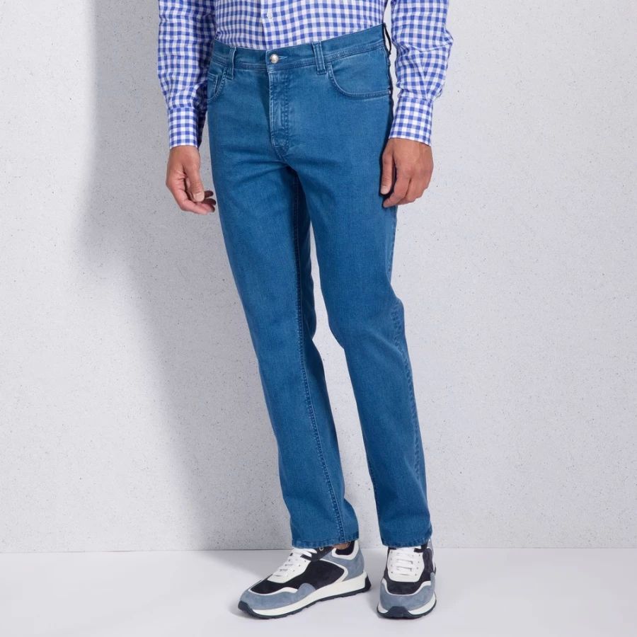 "Stefano Ricci Men's Premium Luxury Jeans for Style & Comfort"